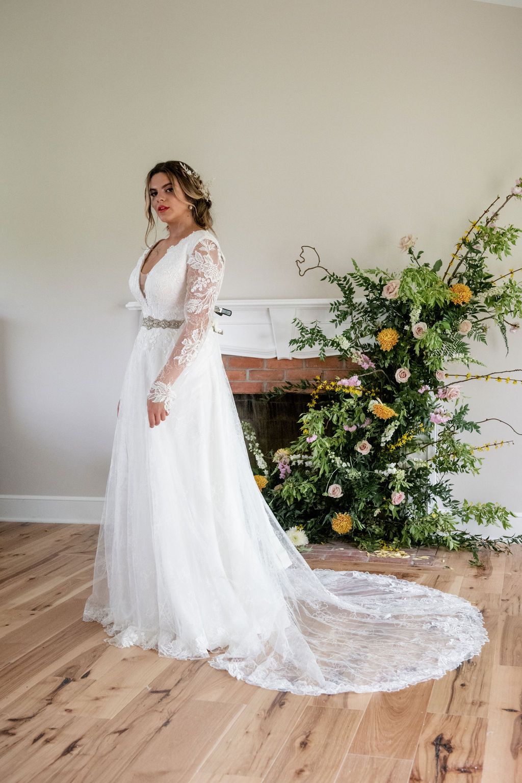 ellanor plus size wedding dress | lace wedding dresses