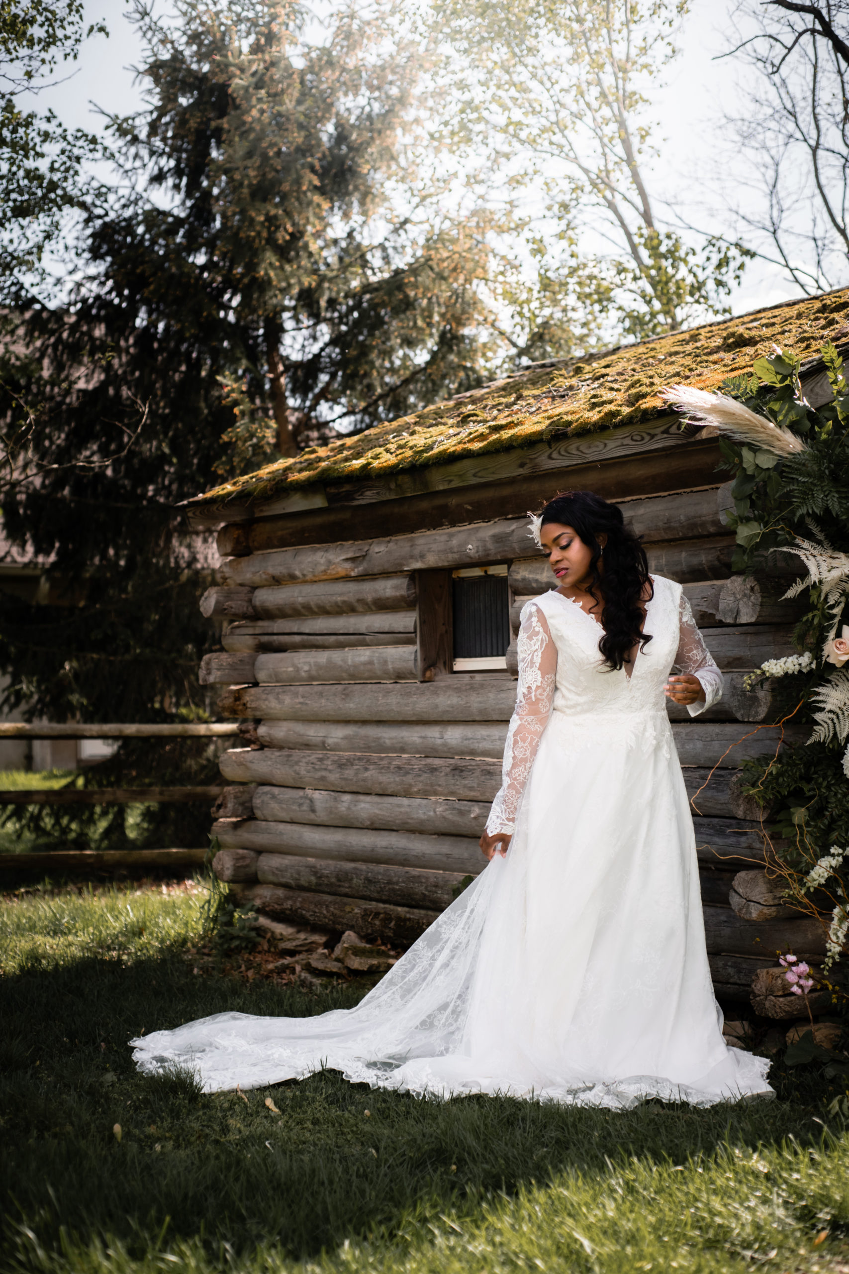 classic wedding dresses for plus size